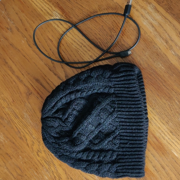 🎉4X Host Pick🎉 EUC Tenergy Bluetooth beanie - Picture 3 of 6